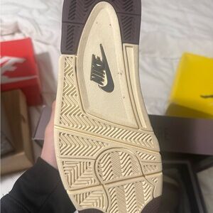 Nike Men’s Cream and Brown Sneakers - Nike Logo Sole Detail